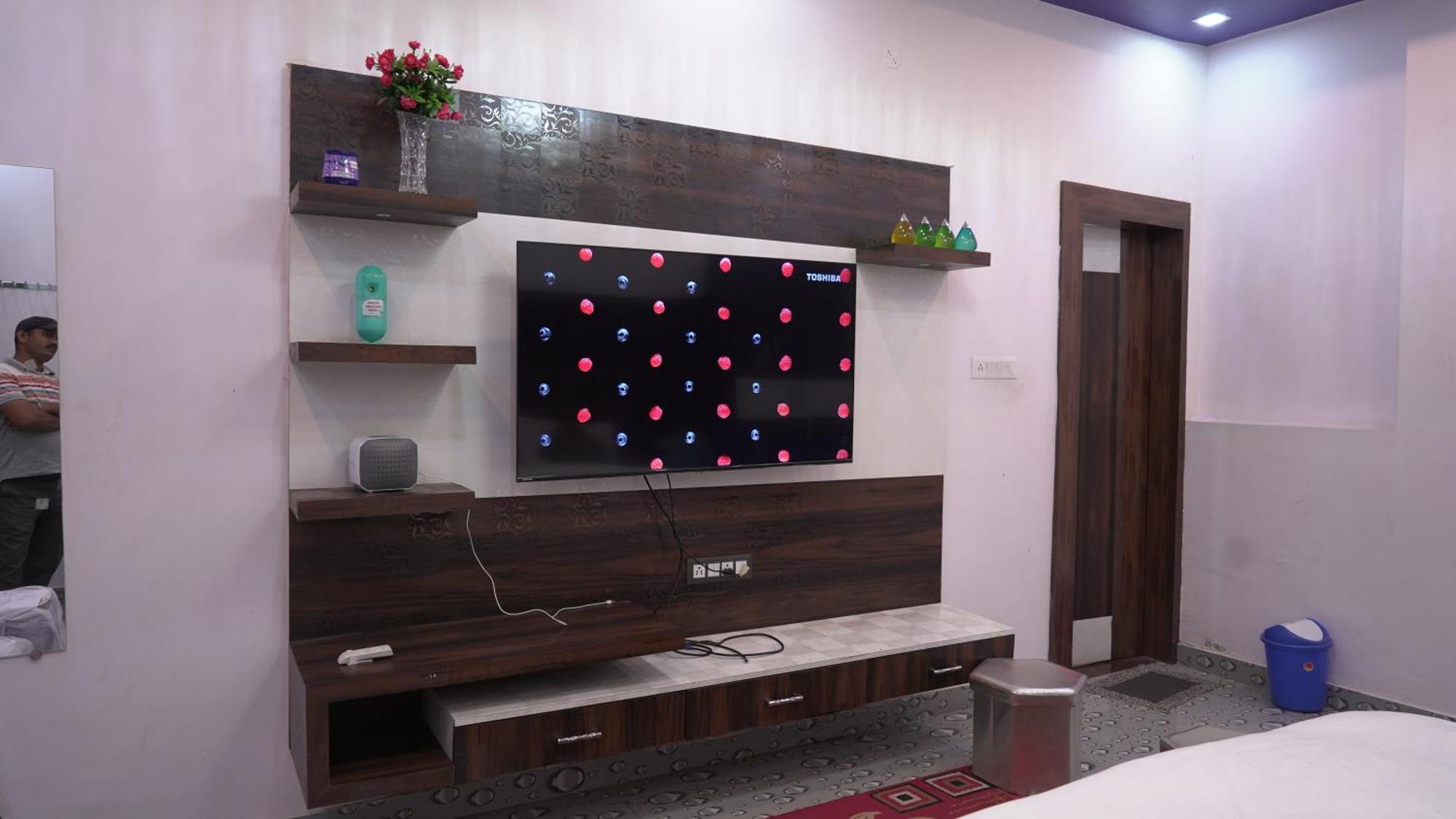 Rajmahal Resort Banquet Hall And Hotel Patna  Exterior photo